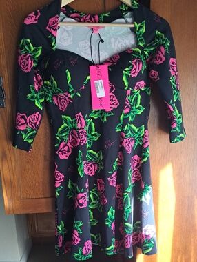 Betsey Johnson Tin Can Rose Print Fit & Flare Dress NWT Medium
